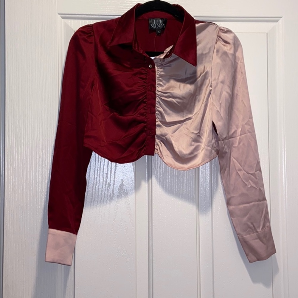 Color blocked, satin, cropped button down